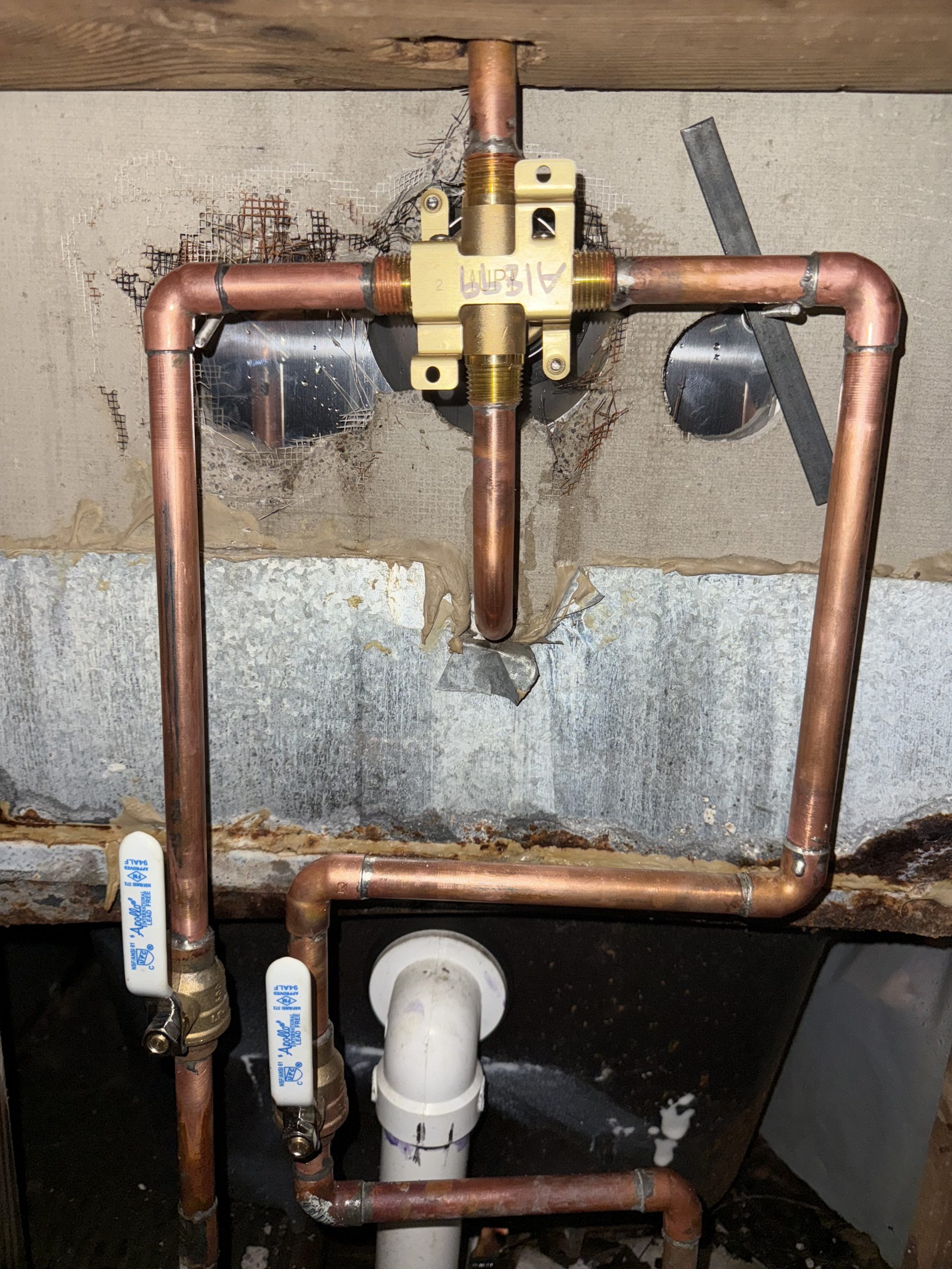 Copper plumbing pipes repaired by Blue Moon Plumbing