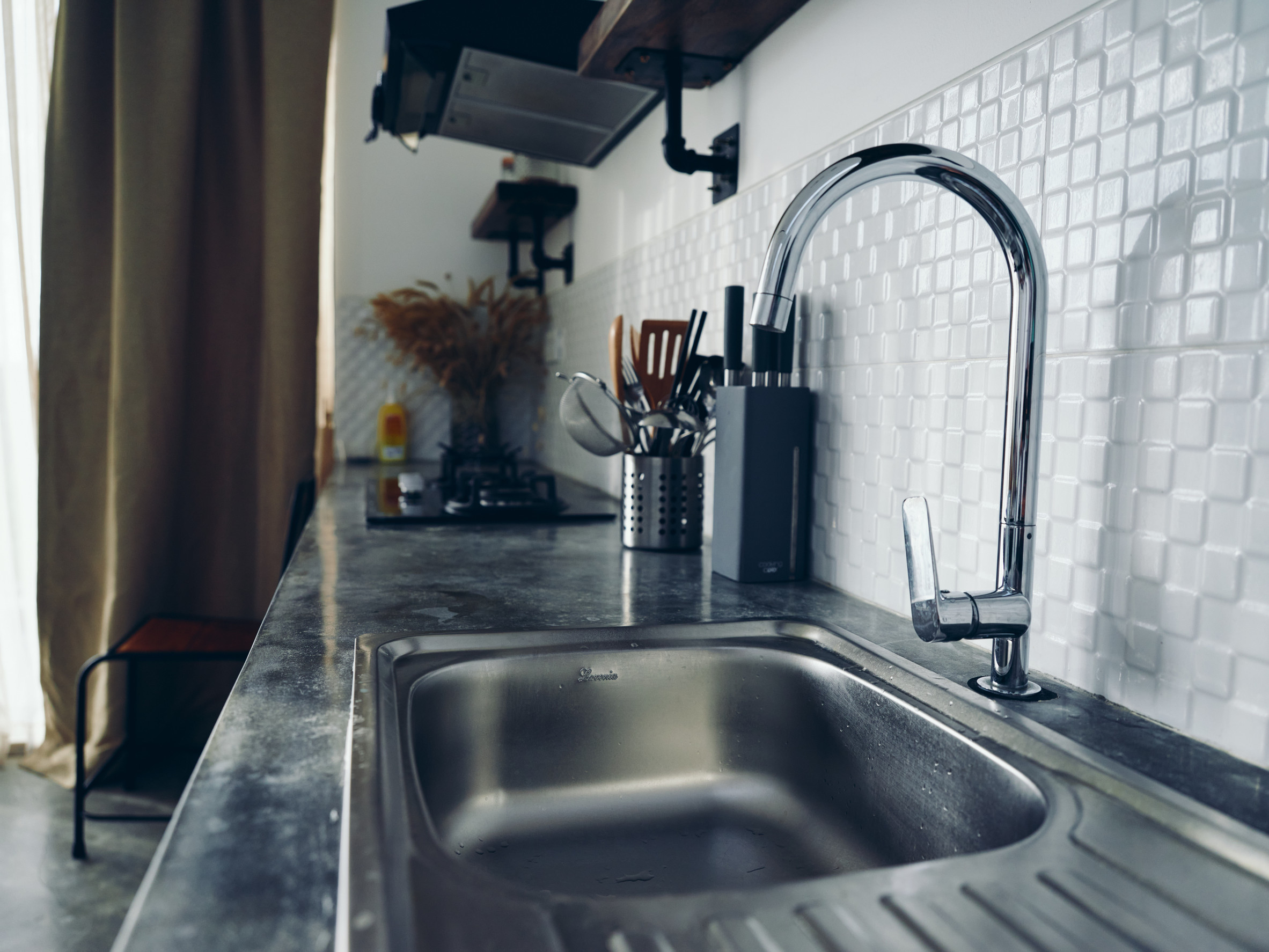 How to Fix Garbage Disposal Humming