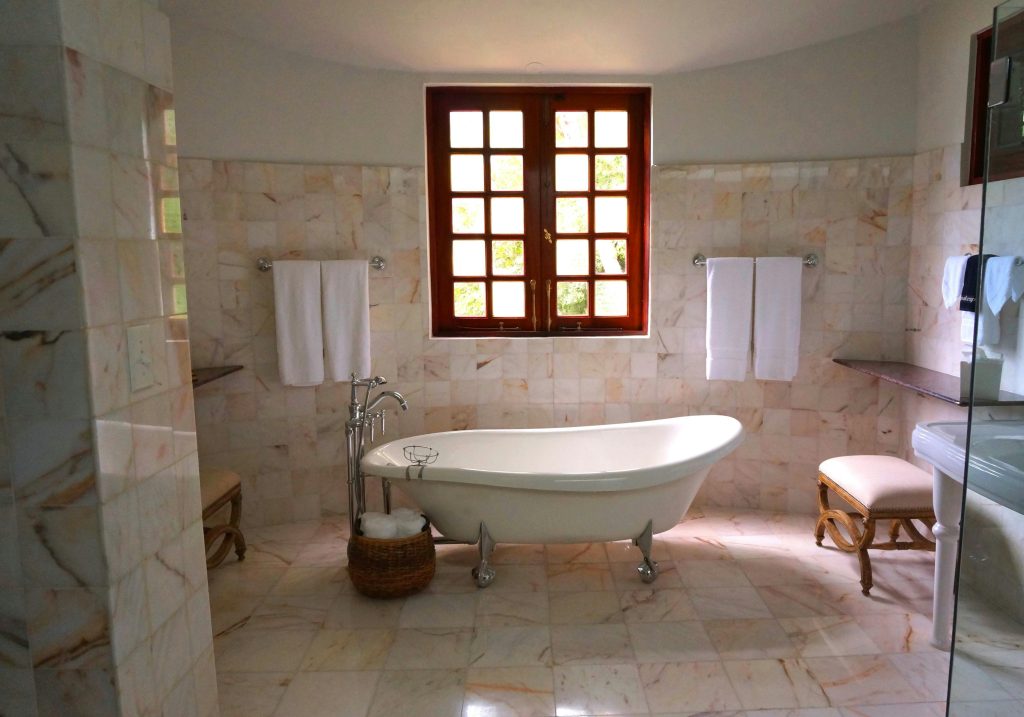 bathtub plumbing services
