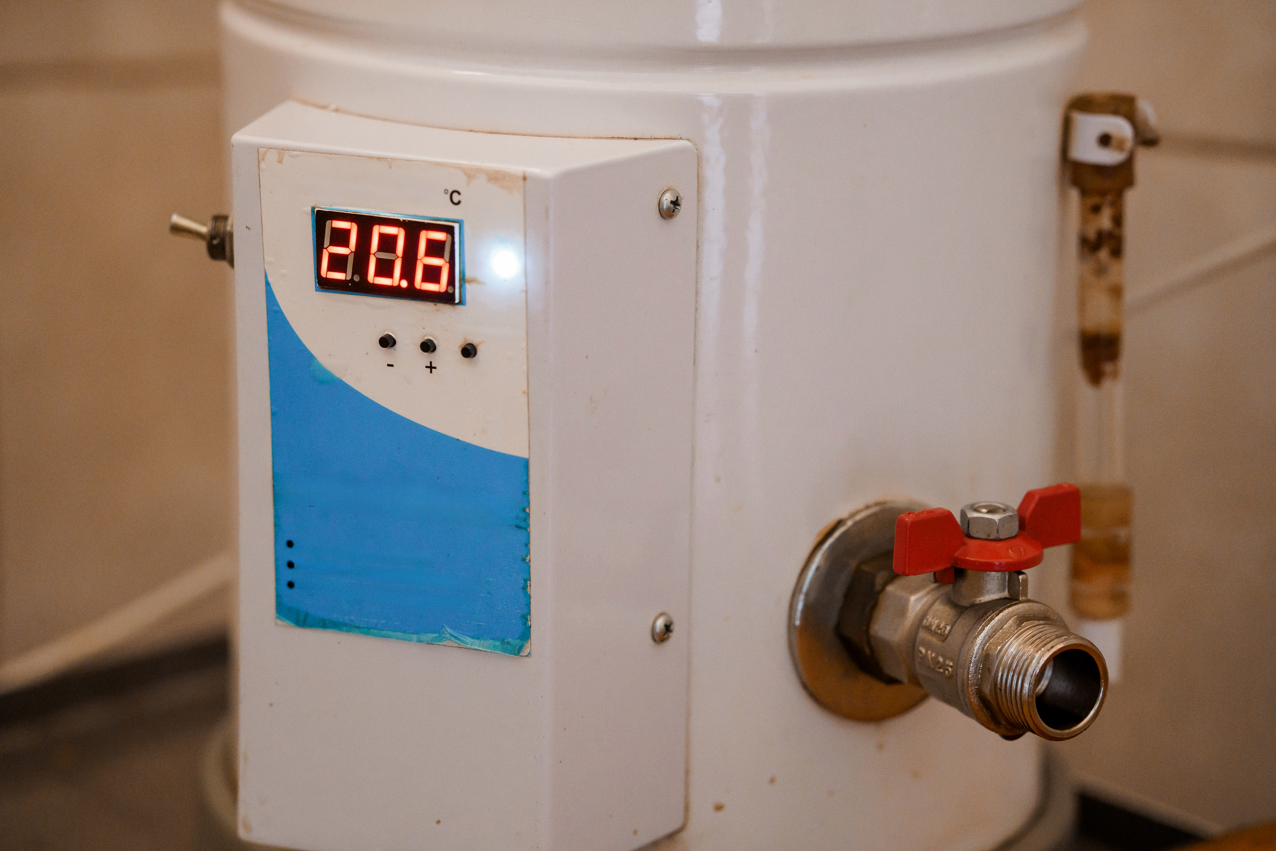 how to set a water heater